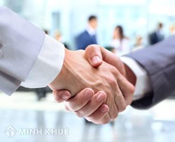 Private lawyers for enterprises: