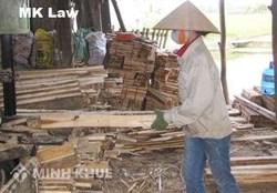 Có được tiếp tục kinh doanh khi công ty đã bị khóa tài khoản không ?