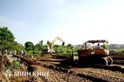 Tính giá trị đất đền bù thu hồi đất như thế nào ?
