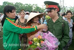 Tiêu chuẩn chiều cao và cân nặng tham gia nghĩa vụ quân sự ?