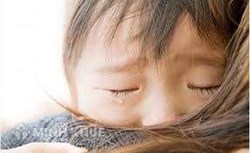 Có cần sự có mặt của con trên 18 tuổi khi bố mẹ ly hôn ?