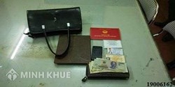 Nhận lại đồ đánh rơi nhưng bị thiếu chiếc đồng hồ?