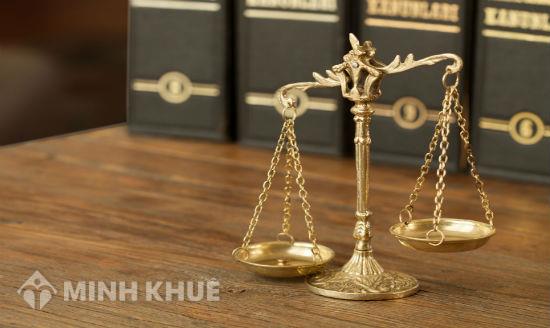 Quy định về ủy quyền với người Việt đang sống ở nước ngoài ? Cách làm giấy ủy quyền hợp pháp ?