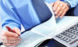 Công chức mua bán giấy tờ giả mạo bị xử lý như thế nào theo quy định mới?