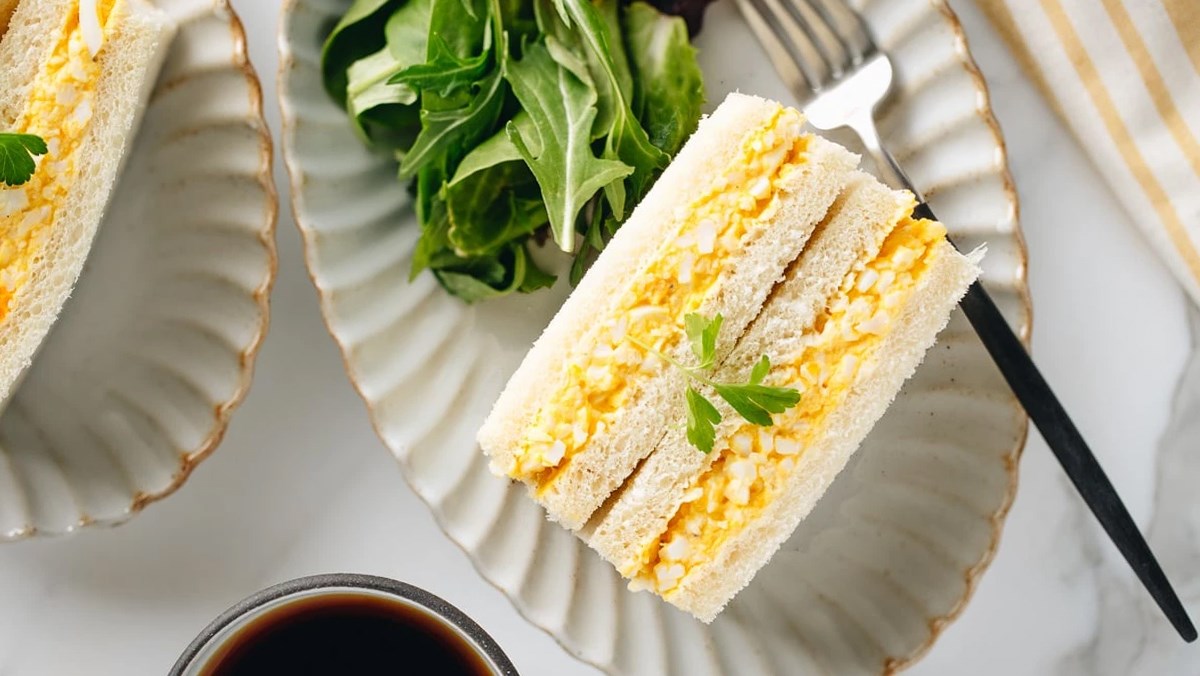 Một lát bánh mì sandwich bao nhiêu calo