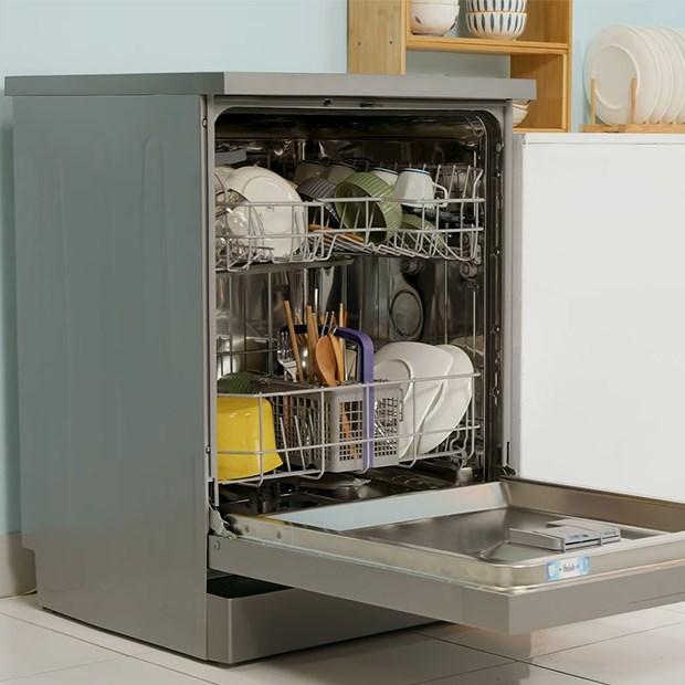 Mẫu máy rửa chén gia đình có sấy tiện lợi làm quà tặng mẹ ngày 20/10