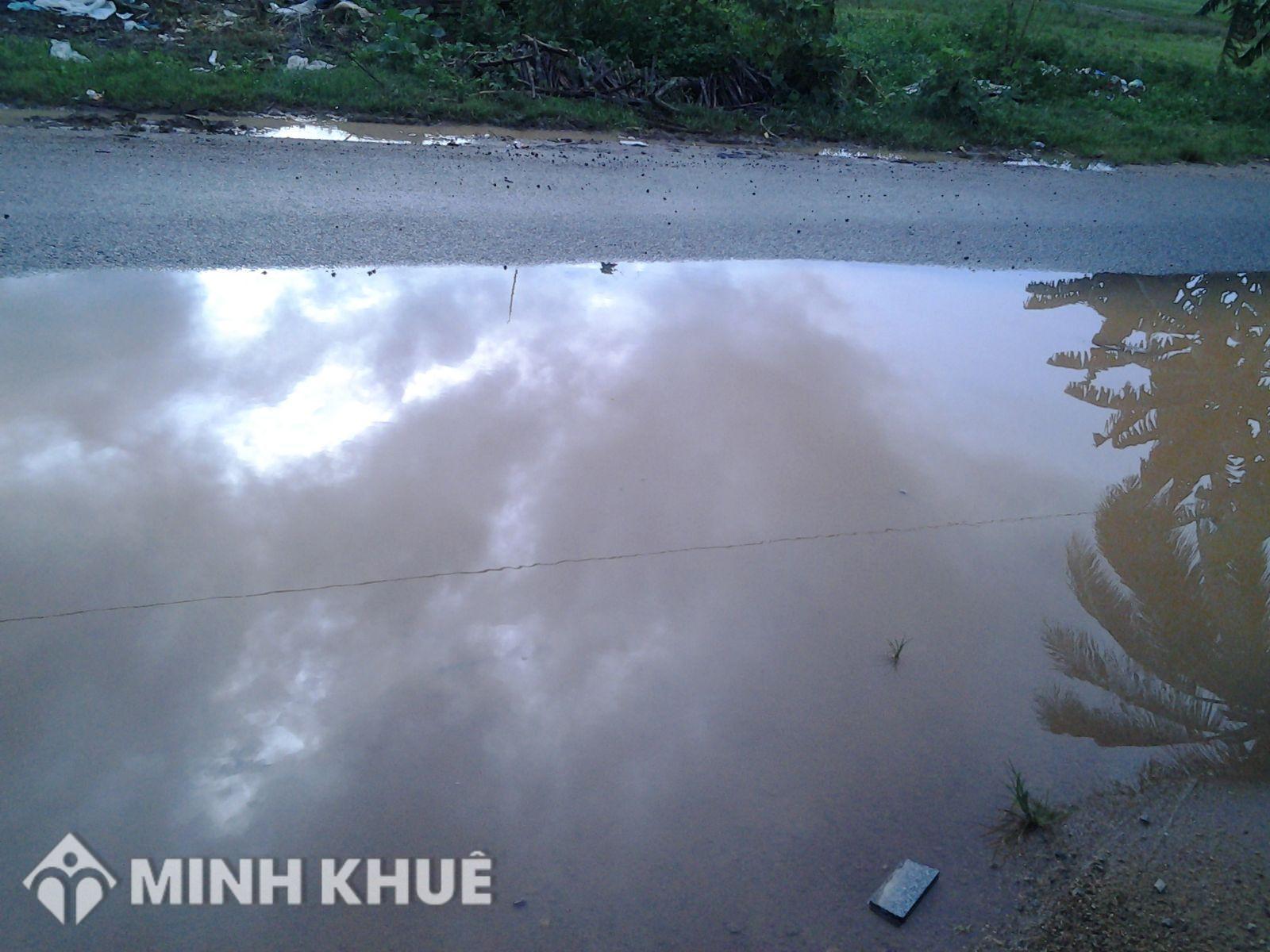 Đường không có hệ thống thoát nước người dân khiếu nại đến cơ quan nào?
