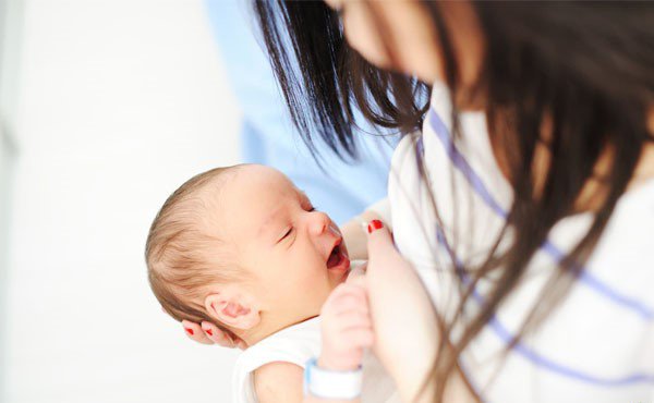 Lưu ý những thực phẩm có thể khiến các mẹ mất sữa
