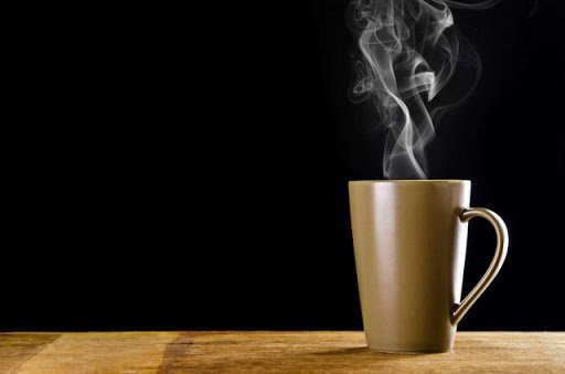 Tại sao nên uống đủ nước ấm buổi sáng?