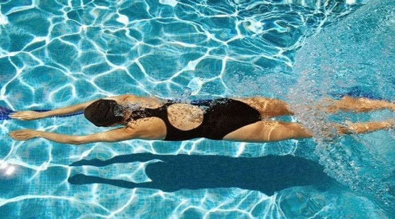 Bơi lội có giúp tăng chiều cao không?