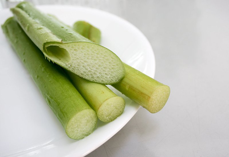 3 cách làm dọc mùng hết ngứa khi sơ chế