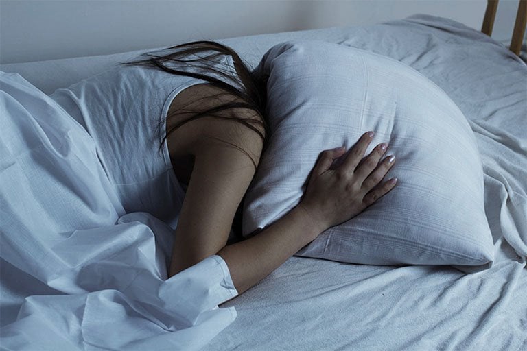 Làm thế nào để ngủ sớm hơn?