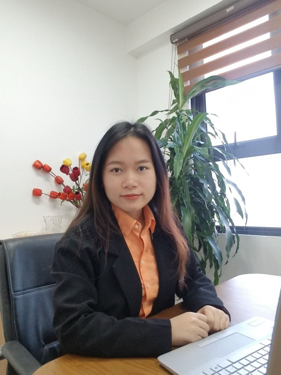 Luật sư Hoàng Lê Khánh Linh