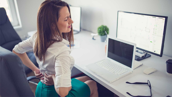 Những vấn đề sức khoẻ xảy ra khi bạn ngồi cả ngày không phải ai cũng biết