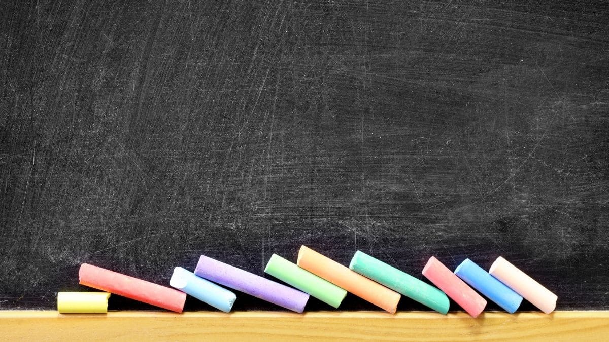 10 Mẫu PowerPoint chủ đề 20/10 năm 2024 hay nhất