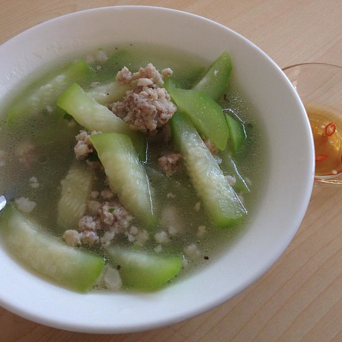 Cách nấu canh bí đao thanh mát, ngon đơn giản cho bữa cơm gia đình