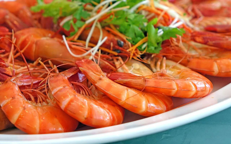 Thành phần dinh dưỡng của tôm và những lưu ý khi ăn tôm