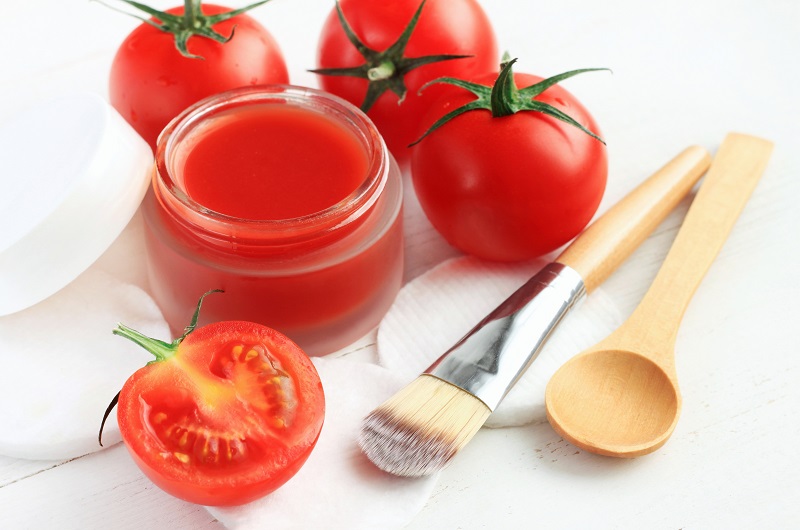 Những công dụng của cà chua đối với làn da không phải ai cũng biết