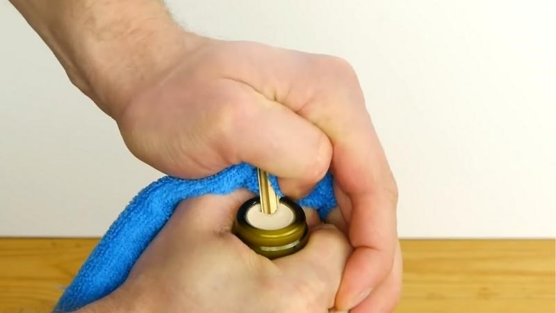 Cách mở, khui rượu vang đúng cách, đơn giản, dễ thực hiện tại nhà
