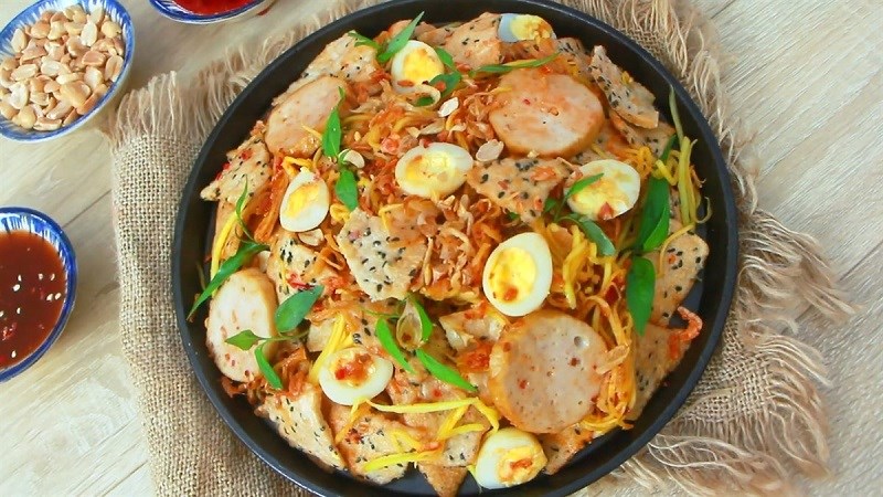 Bánh đa là gì? Bánh đa bao nhiêu calo, ăn có béo không?