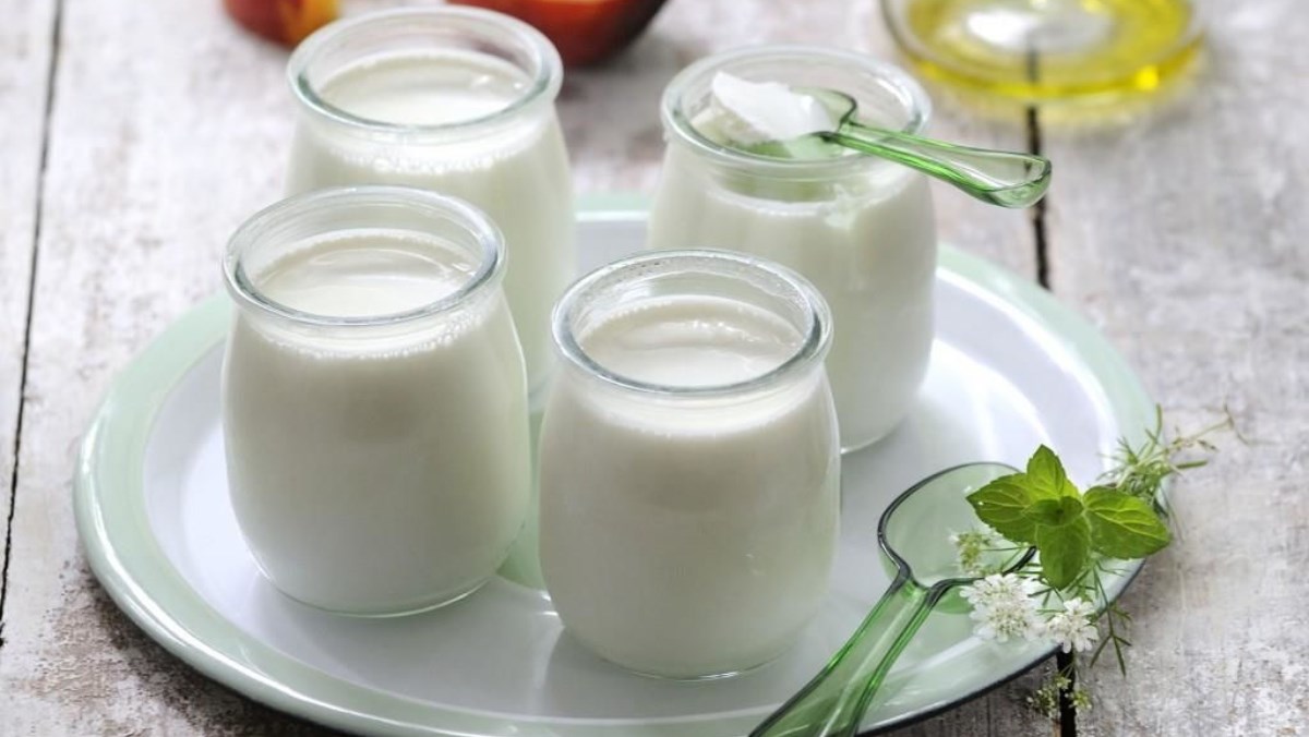 Các cách nhận biết sữa chua bị hư hỏng dễ dàng nhất