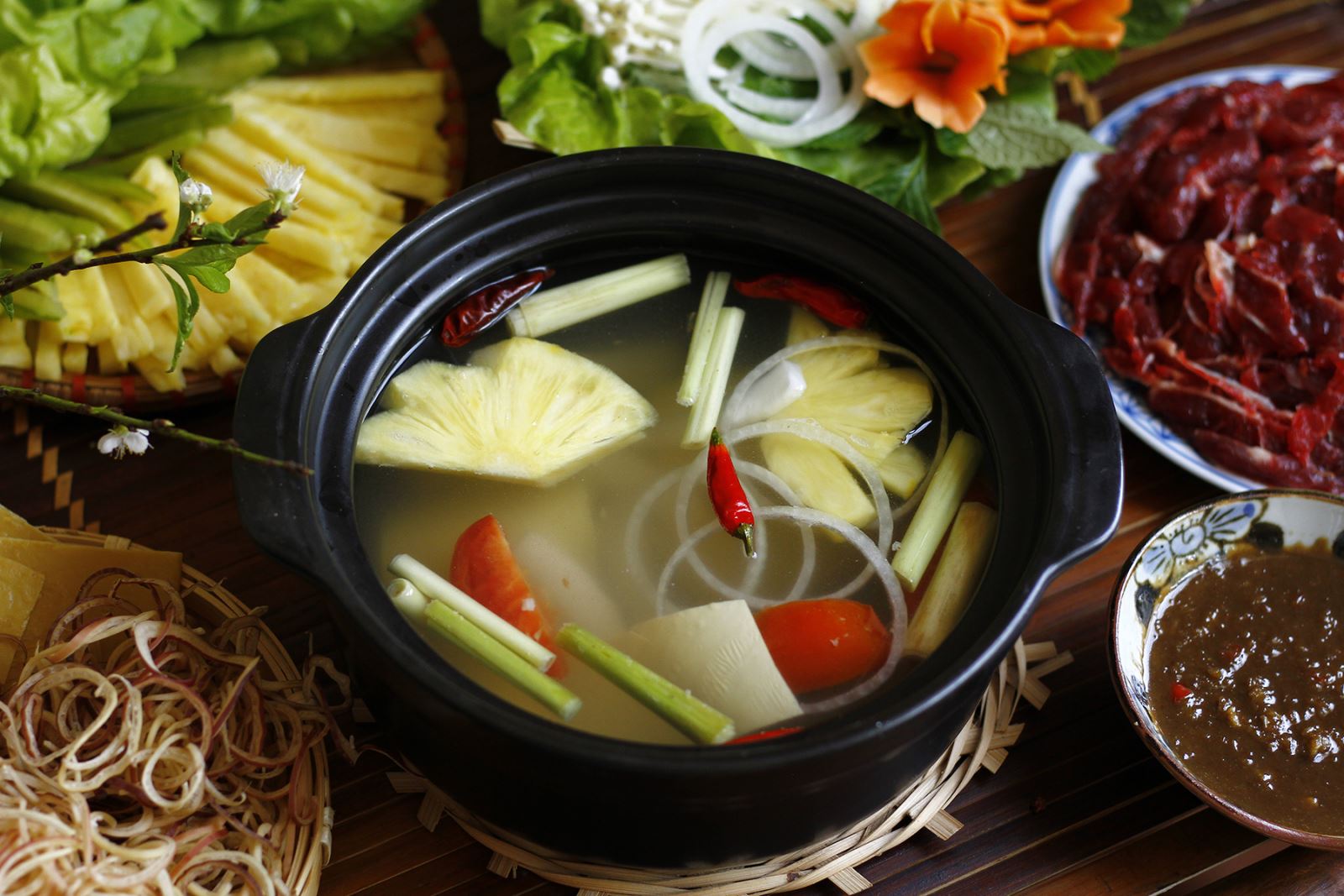 Bắp bò nấu gì ngon? Những món ngon từ bắp bò hấp dẫn dễ làm tại nhà