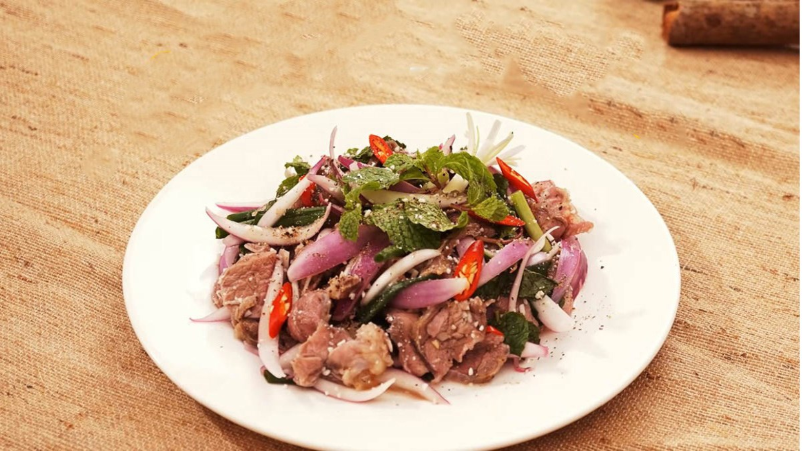 Cách làm gỏi bò thơm ngon giải ngấy cho bữa ăn gia đình