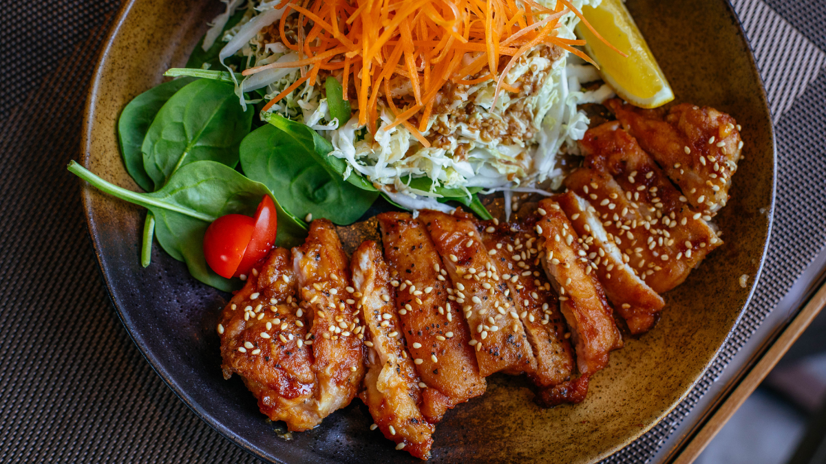 Ngành dinh dưỡng học nghiên cứu vấn đề gì? Ra trường làm gì?