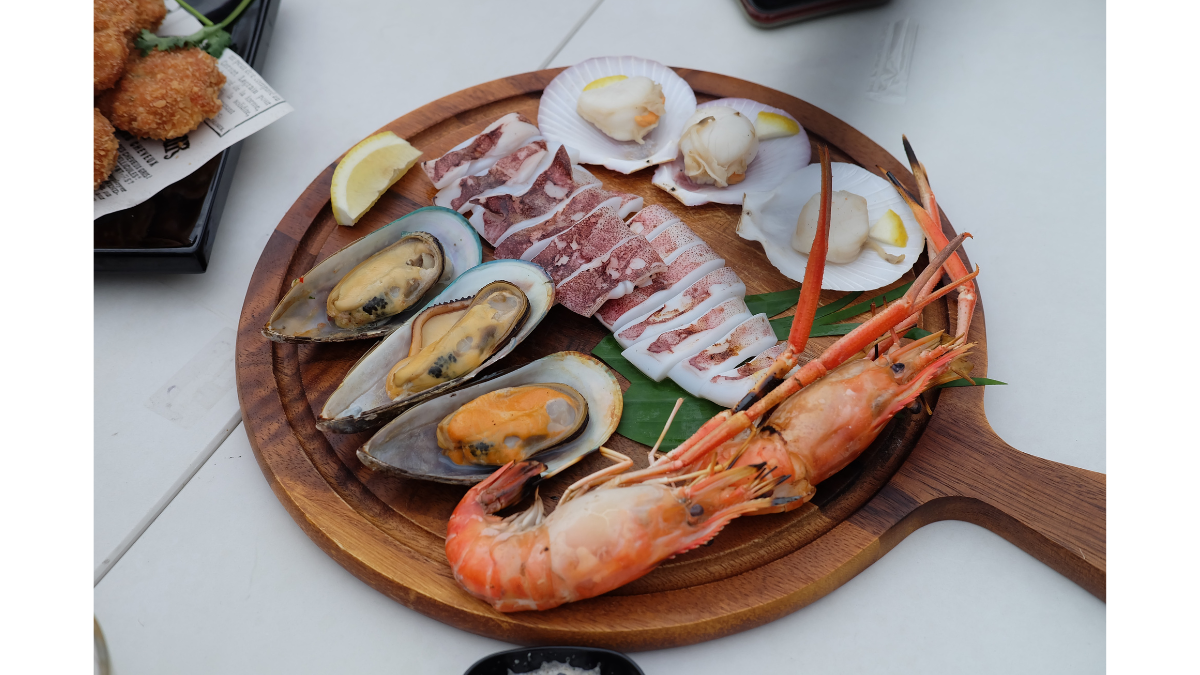 Hải sản là gì? Tổng hợp các loại hải sản đặc sản, hấp dẫn ở Việt Nam