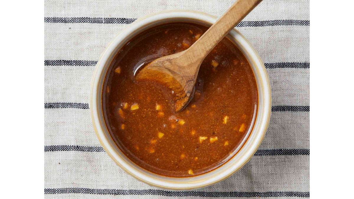 Hoisin Sauce là gì? Công dụng và cách làm nước xốt Hoisin Sauce ngon