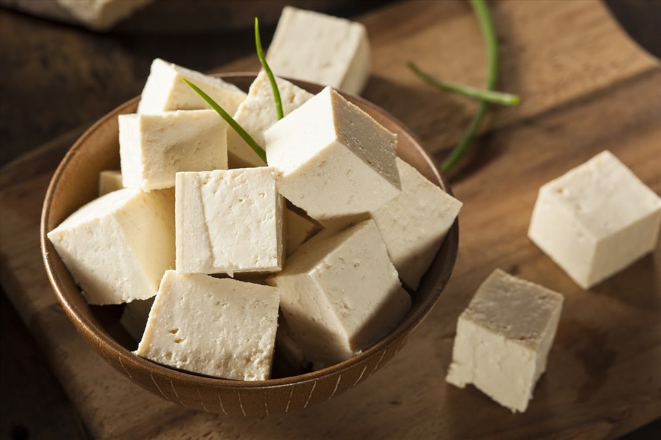 Lượng protein có trong đậu phụ là bao nhiêu?