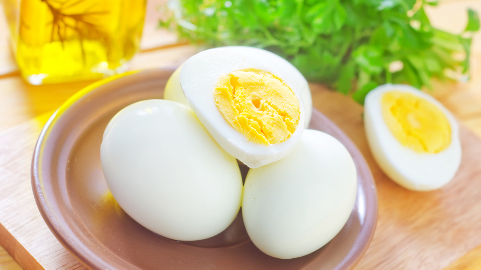 Lượng calo trong 1 quả trứng gà là bao nhiêu?
