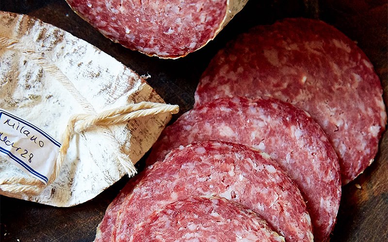 Salami là gì? Mách bạn cách ăn Salami chuẩn ý