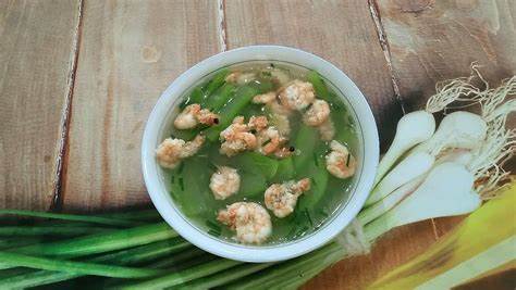 Cách nấu canh bí đao thanh mát, ngon đơn giản cho bữa cơm gia đình