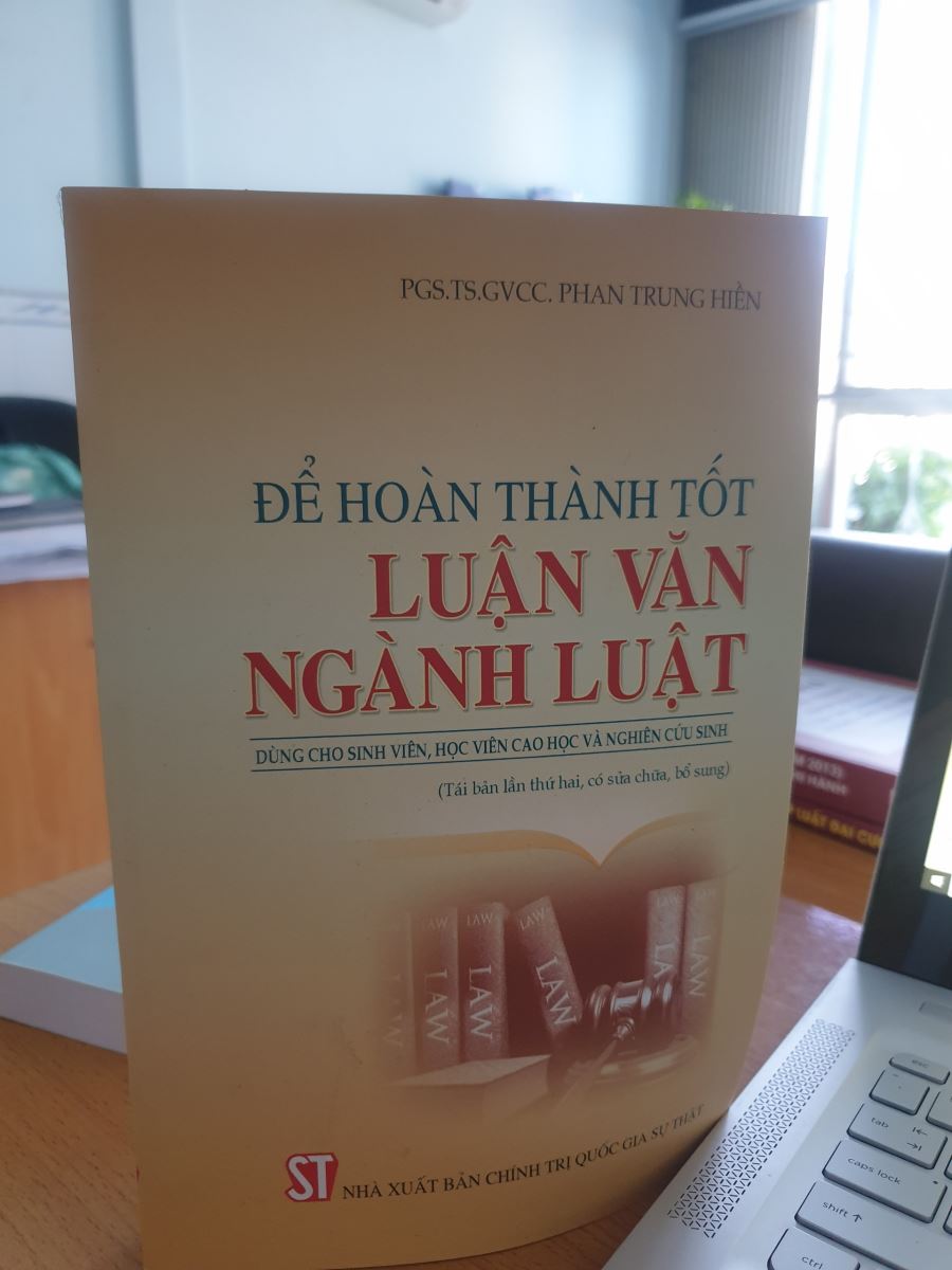 Để hoàn thành tốt luận văn ngành luật dùng cho sinh viên, học viên cao học và nghiên cứu sinh