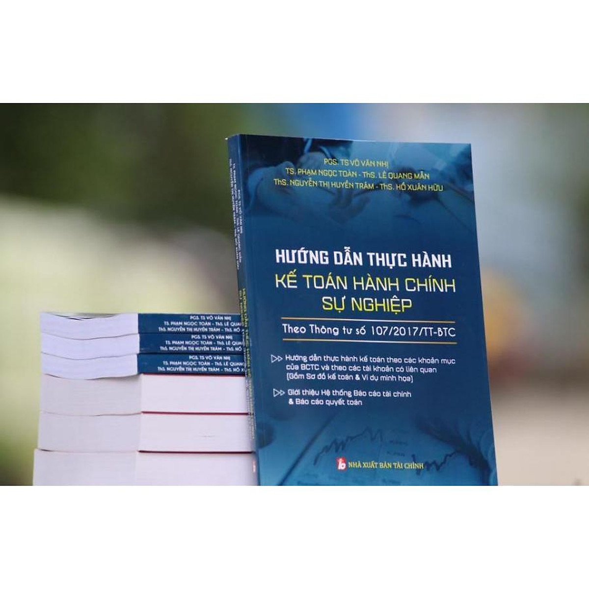 Sách Hướng dẫn thực hành kế toán hành chính sự nghiệp theo Thông tư 107/2017/TT-BTC