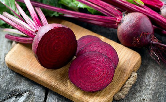 Công dụng tuyệt vời của nước ép củ dền