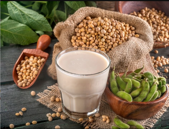 Uống nhiều sữa đậu nành có tốt hay không?
