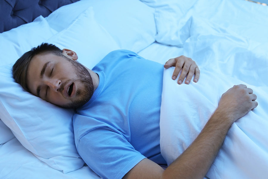 Vì sao bạn bị khô miệng vào ban đêm?