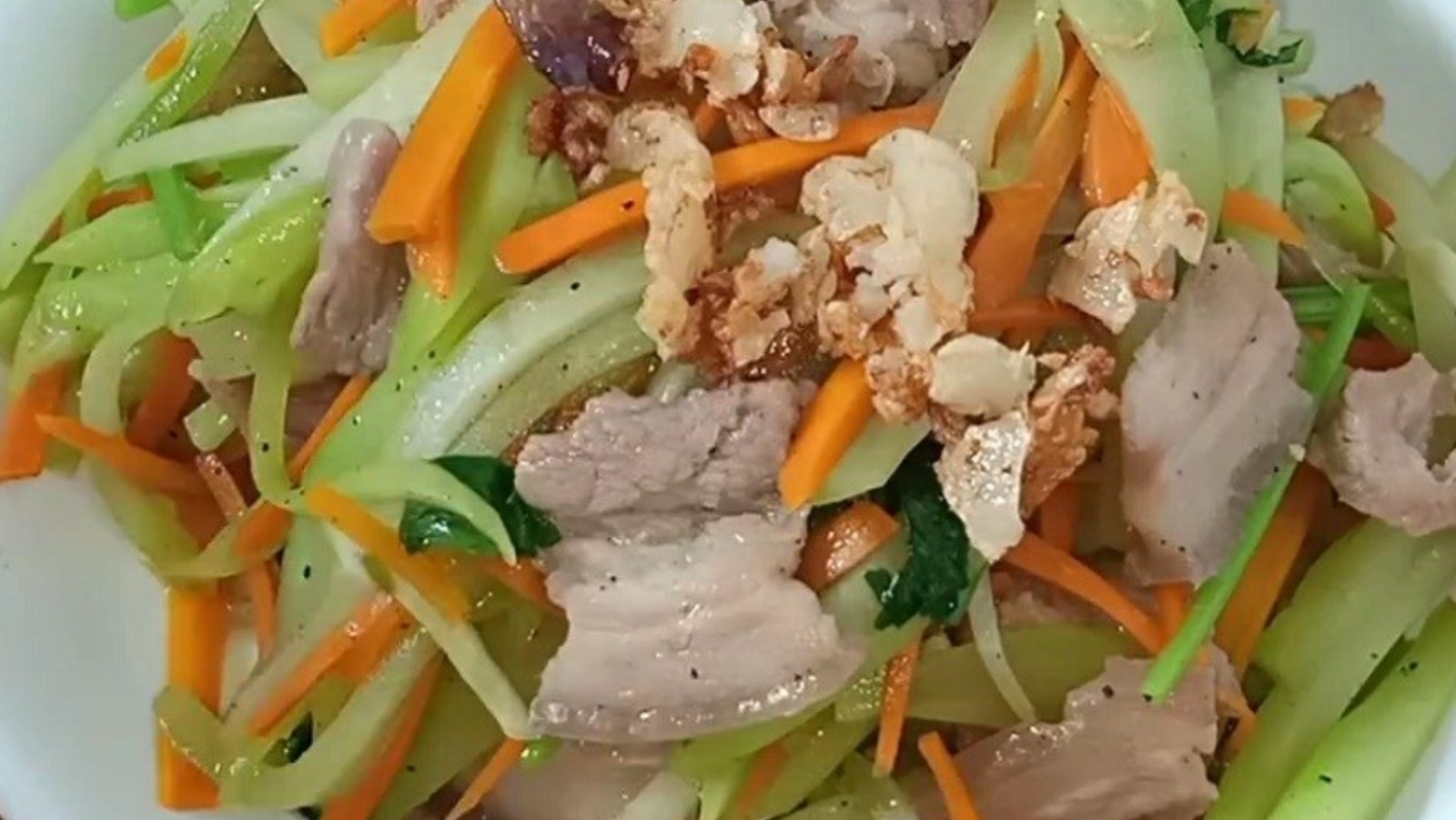 Cách làm su su xào thơm ngon hấp dẫn dễ làm cho bữa cơm gia đình