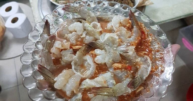 Ăn tôm sống liệu có an toàn không?