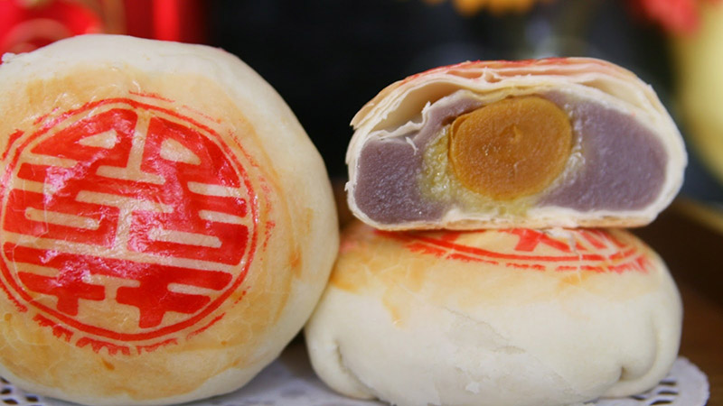 Bánh pía là gì? Ăn bánh pía có béo hay không?