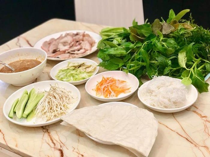 Cách làm bánh tráng phơi sương bằng lá chuối, phơi không bị cứng