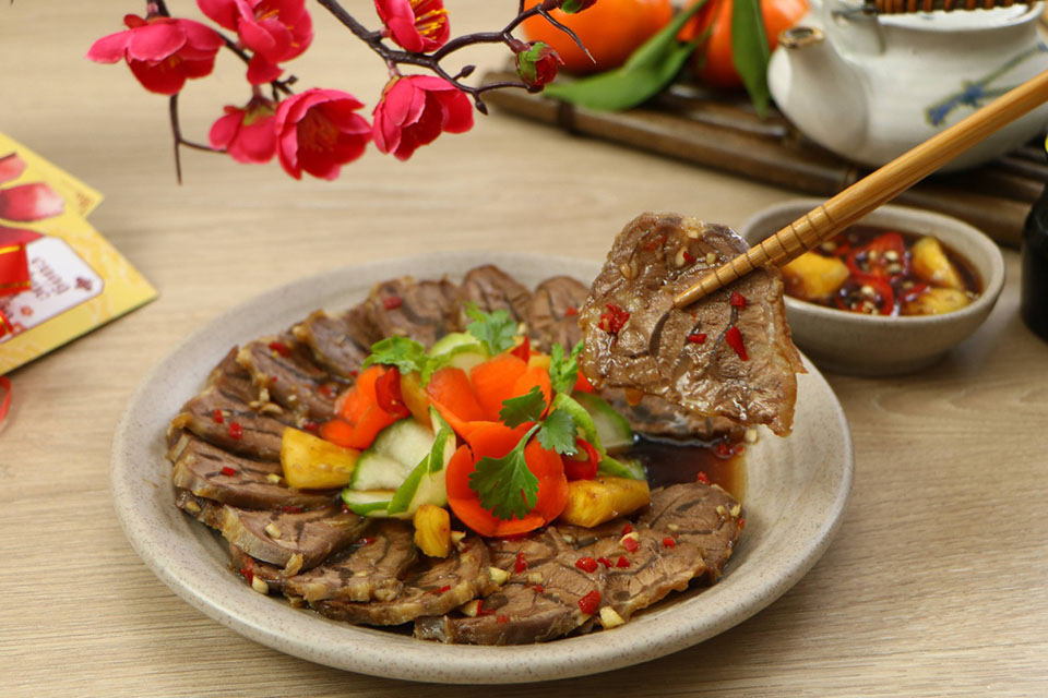 Bắp bò nấu gì ngon? Những món ngon từ bắp bò hấp dẫn dễ làm tại nhà
