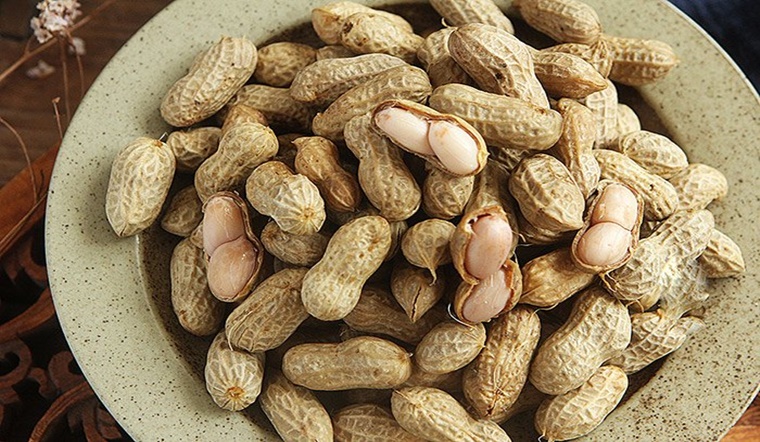 Trong lạc có bao nhiêu calo?Ăn lạc có béo không?