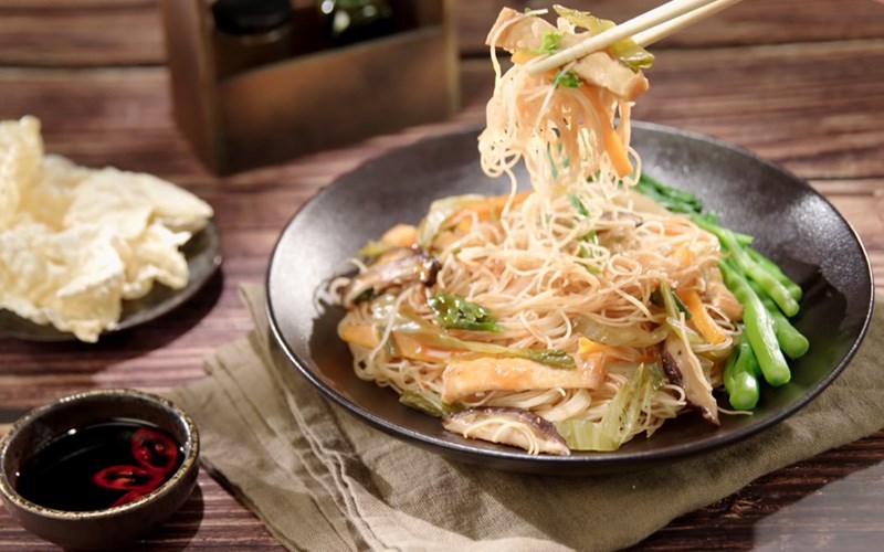 Tổng hợp các cách làm bún xào thơm ngon hấp dẫn dễ làm