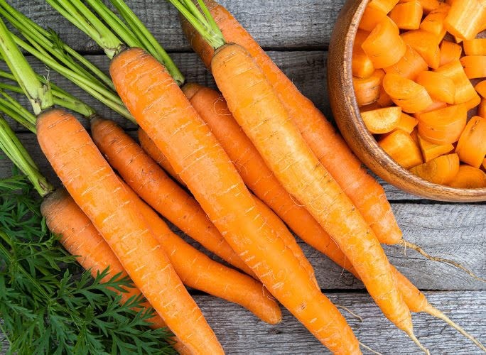 Mách bạn các loại rau ăn lá màu xanh tốt cho não bộ