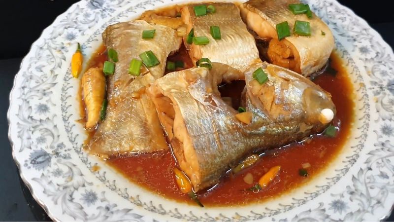 Cá chét kho lạt