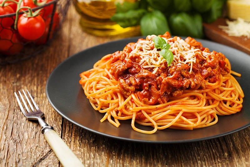 Cách làm món mì Ý (Spaghetti) đơn giản ngon chuẩn vị nhà hàng