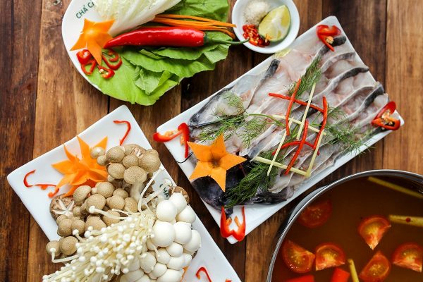 Bí quyết nấu lẩu cá ngon thơm hấp dẫn đơn giản ngay tại nhà